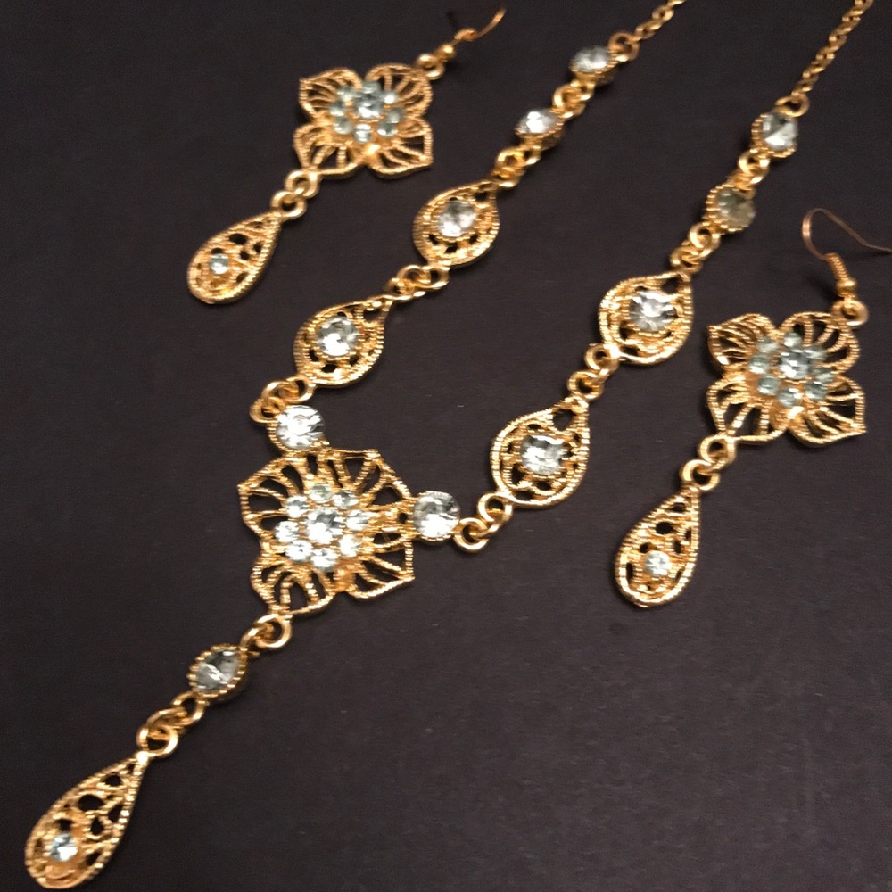 Gold-Light Blue Necklace Set